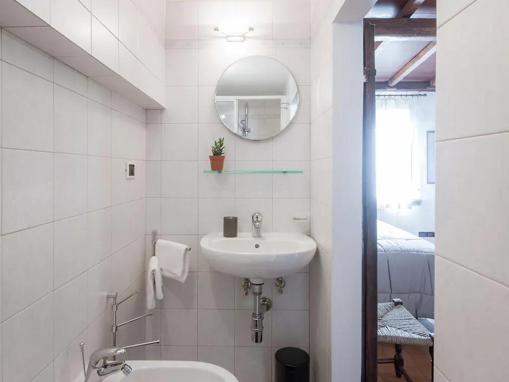 Mamo Florence - Vasari Apartment 0*,  Italy